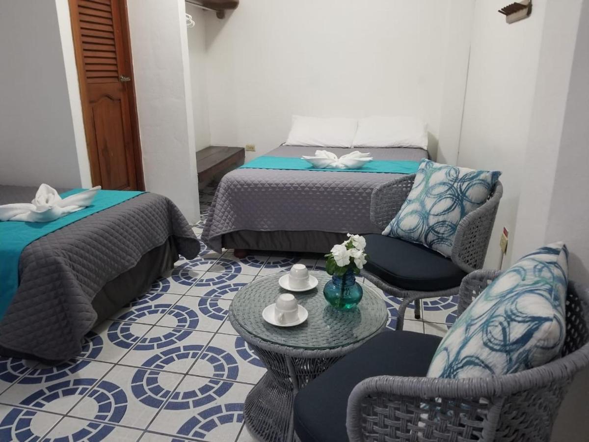 بويرتو أيورا Hostal Gardner Galapagos المظهر الخارجي الصورة