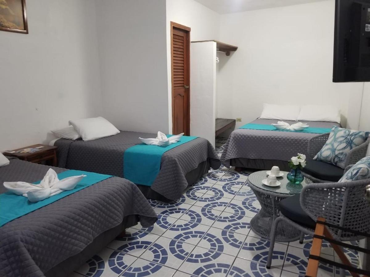 بويرتو أيورا Hostal Gardner Galapagos المظهر الخارجي الصورة